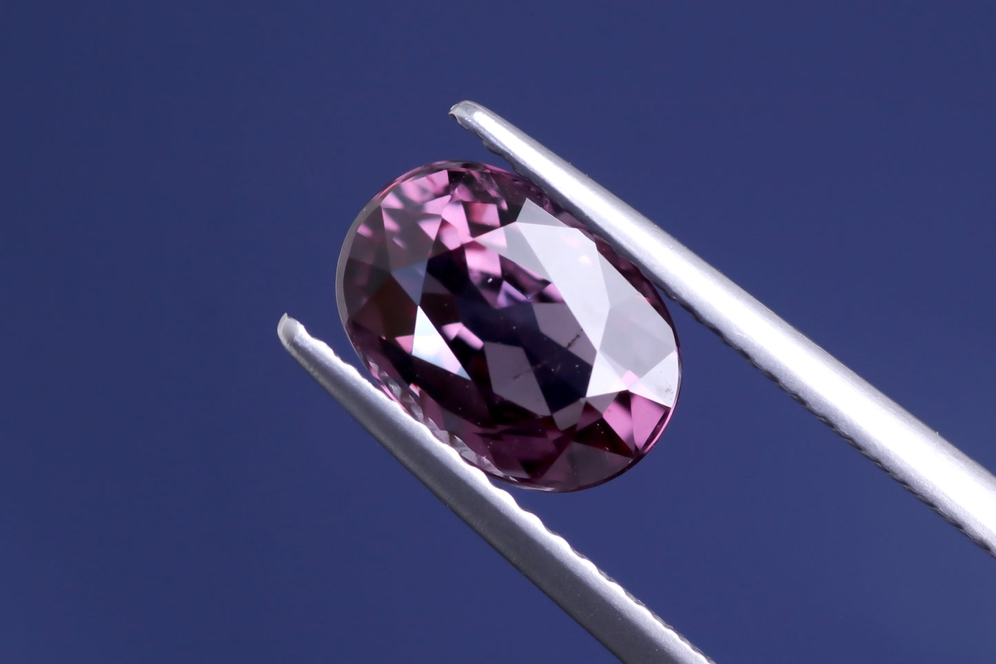 天然カラーチェンジガーネット 2.612ct