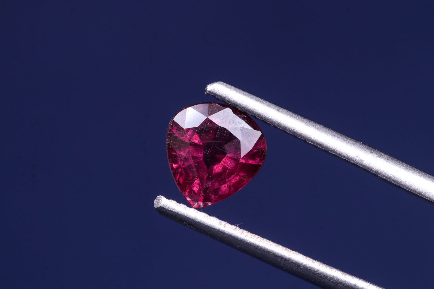 天然ガーネット 1.716ct