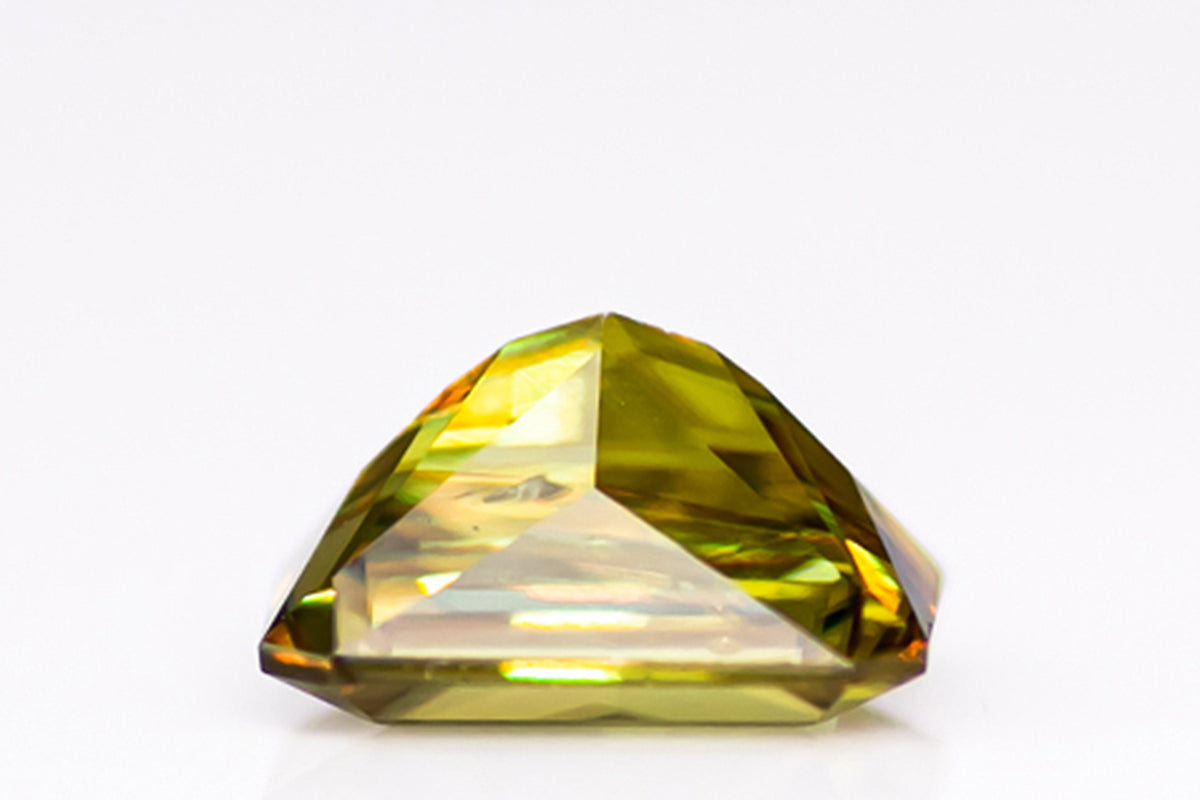 天然スフェーン 2.745ct