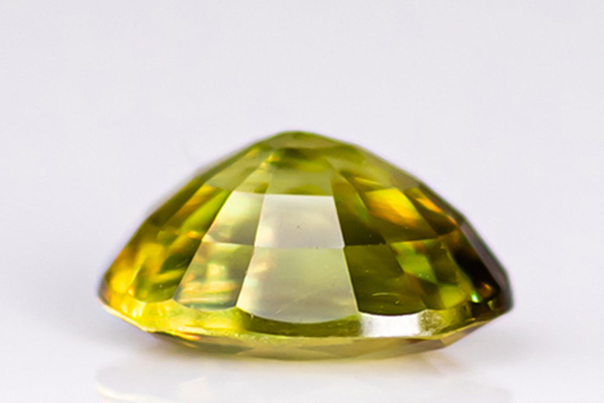 天然スフェーン 1.467ct
