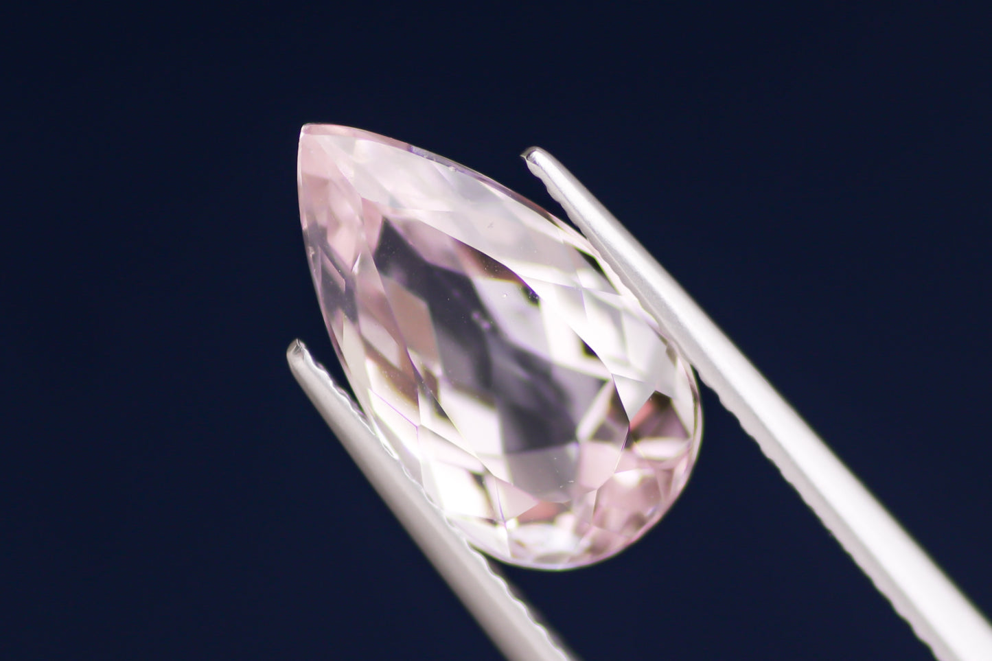天然モルガナイト 3.485ct