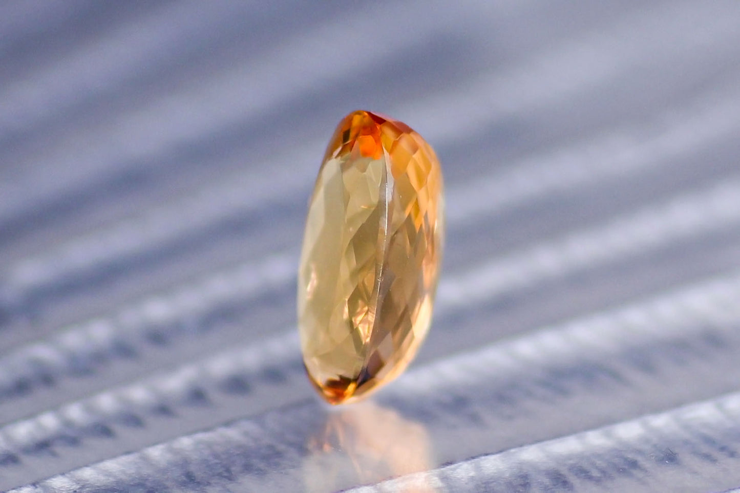 天然インペリアルトパーズ 7.40ct