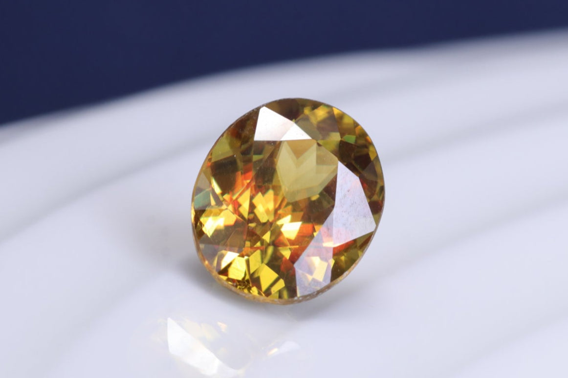天然スフェーン 2.630ct