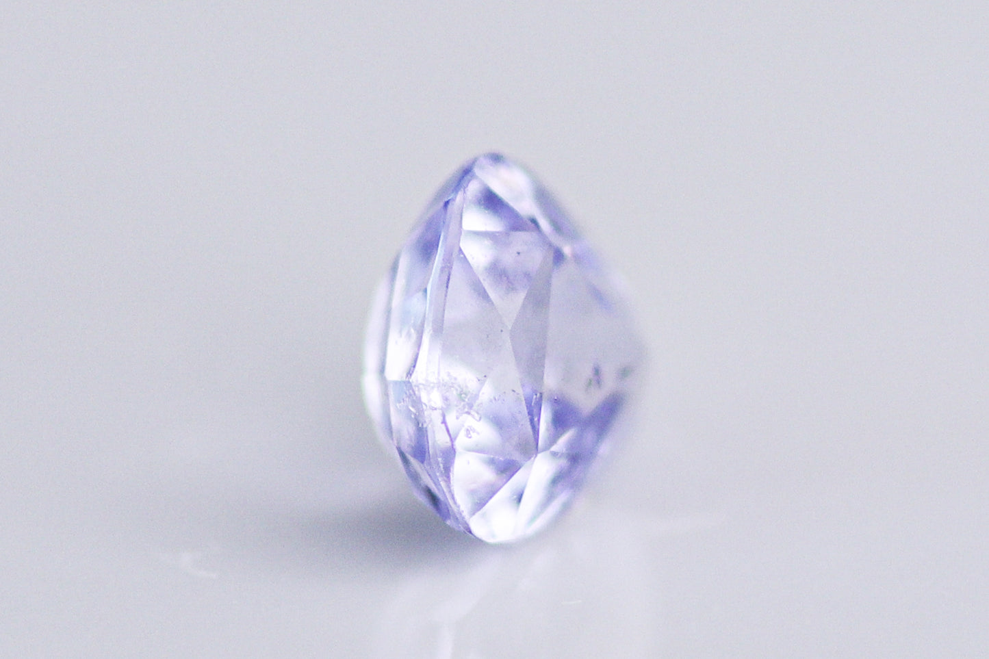 天然バイオレットスピネル 0.830ct