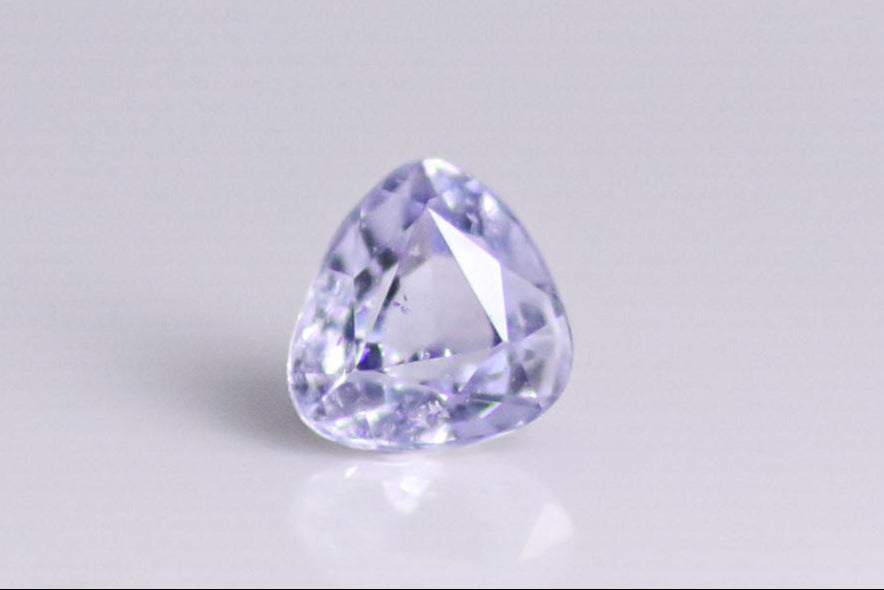 天然バイオレットスピネル 0.830ct