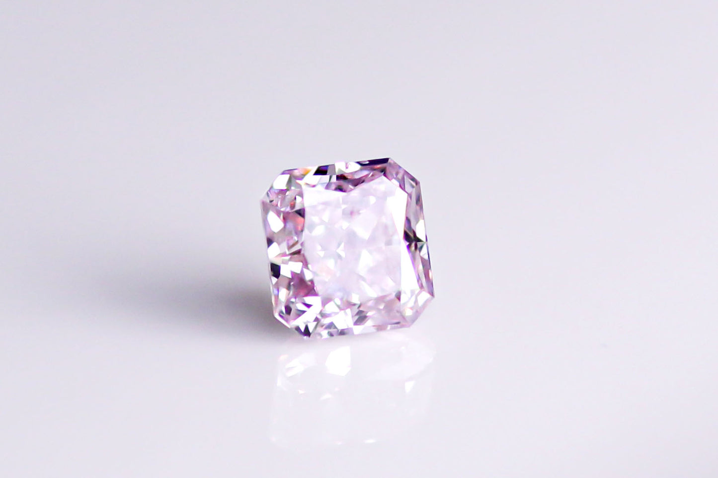 天然ファンシーパープルピンク ダイヤモンド 0.310ct