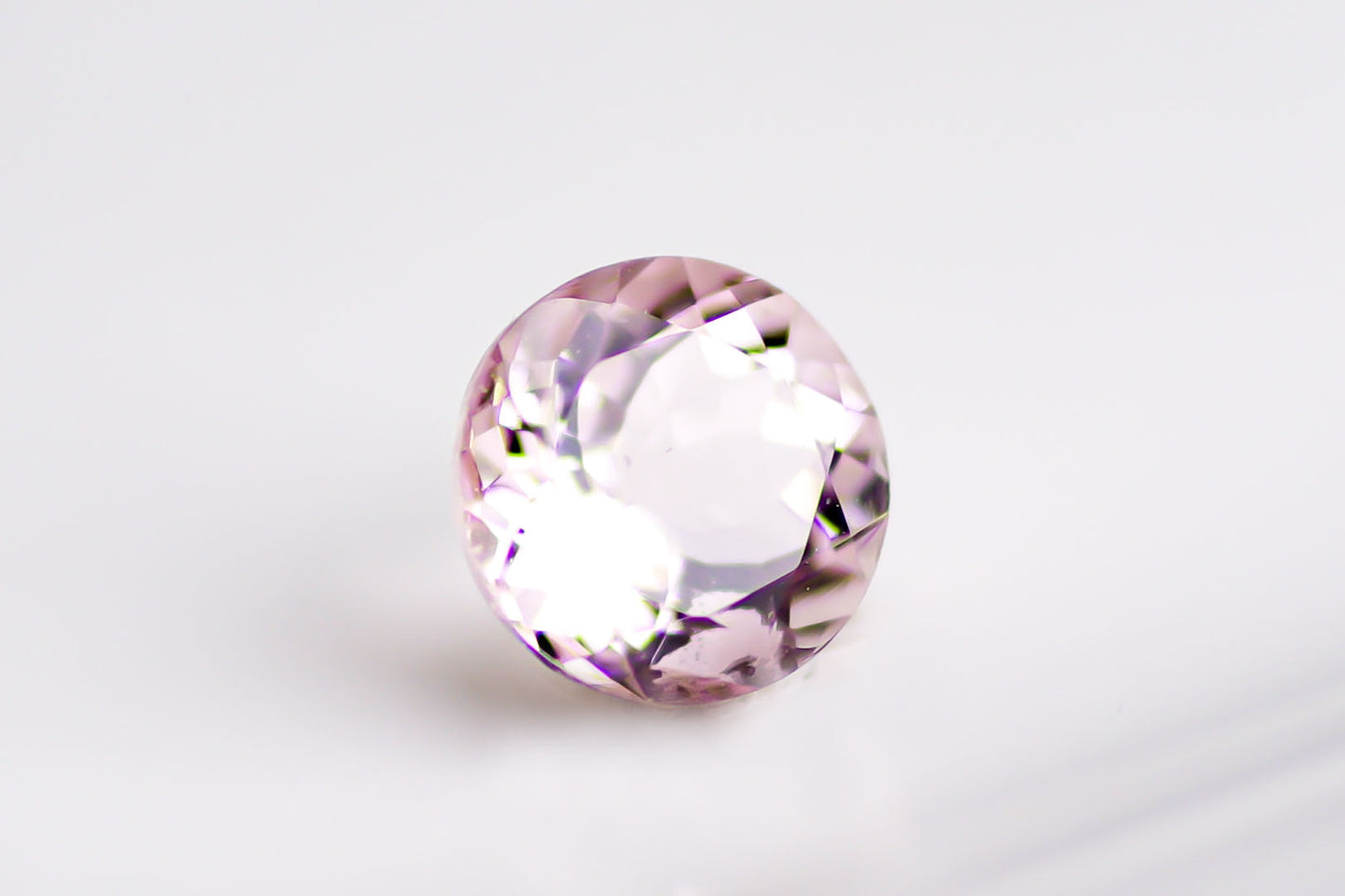天然モルガナイト 0.87ct