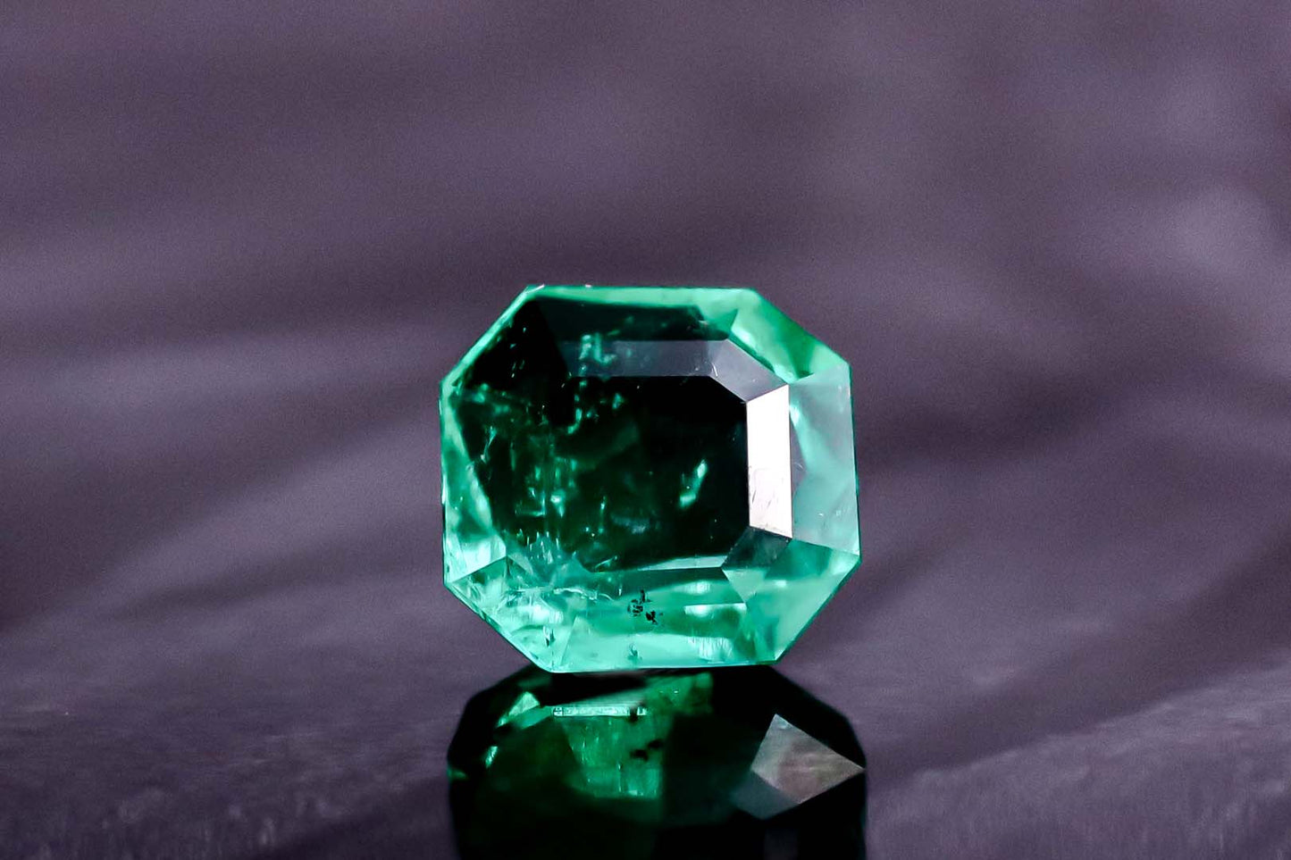 天然エメラルド 0.725ct