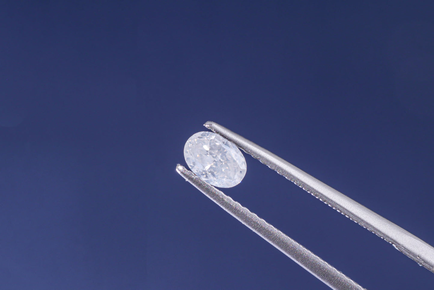 天然ファンシーホワイトダイヤモンド 0.523ct