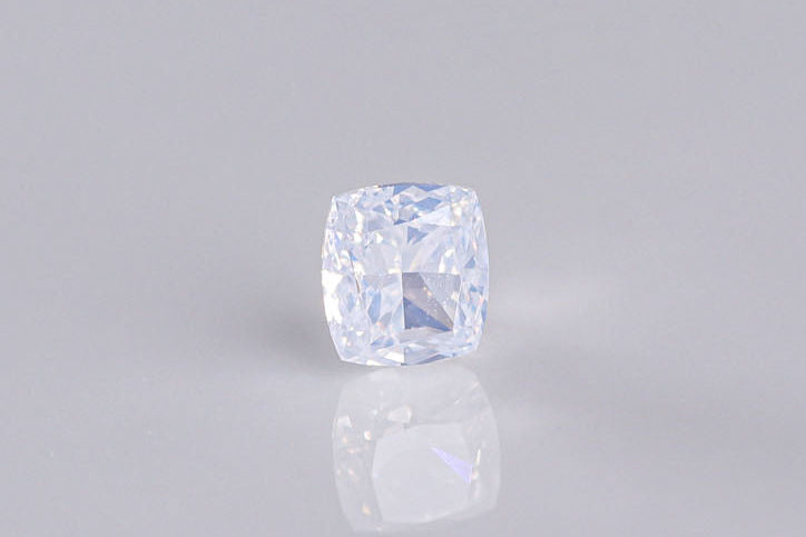 天然ファンシーホワイトダイヤモンド 0.318ct