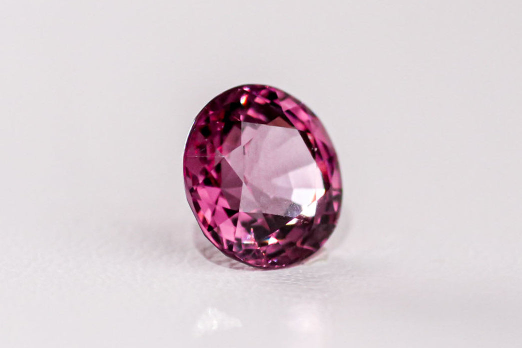 天然ピンクスピネル 4.260ct