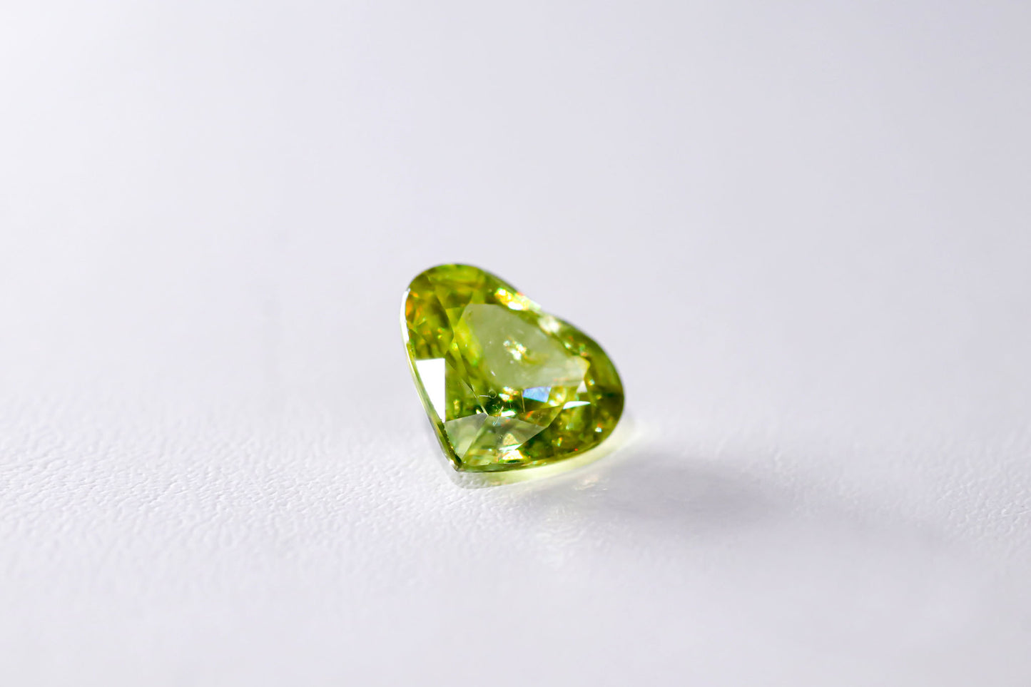 天然スフェーン 2.315ct