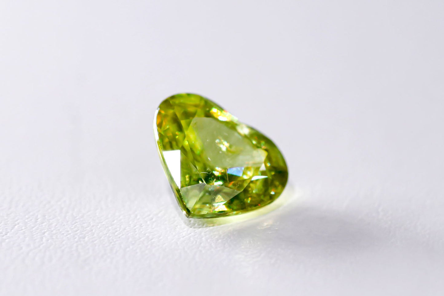 天然スフェーン 2.315ct