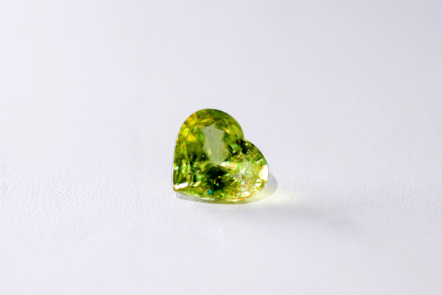 天然スフェーン 2.315ct