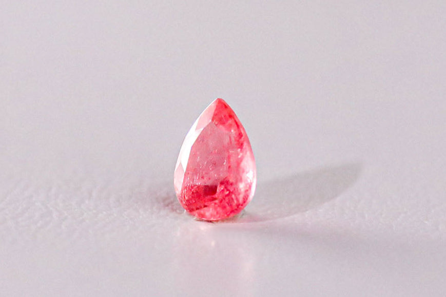 天然ピンクユークレース 0.543ct