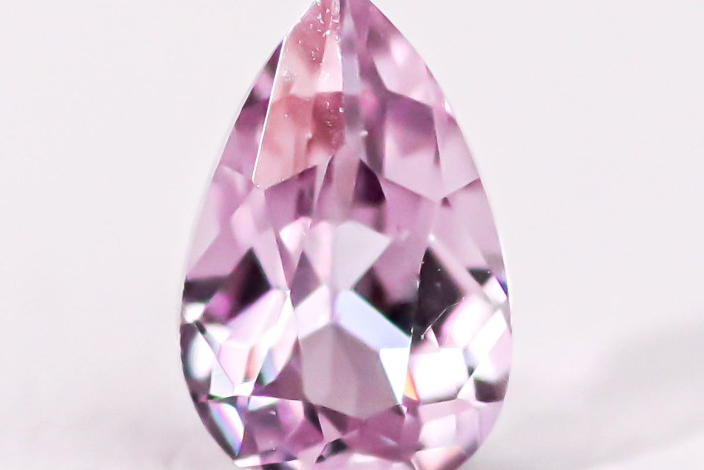 天然ダイアスポア 0.840ct