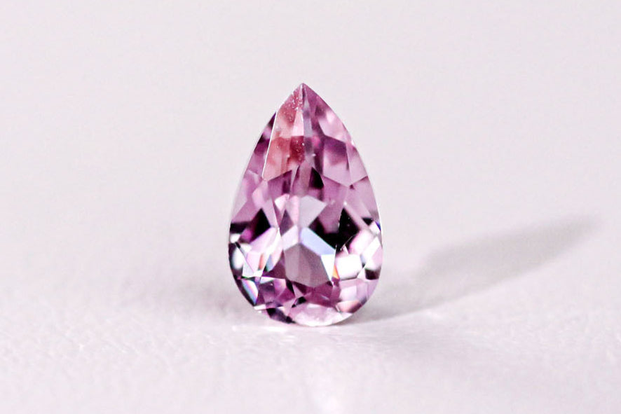 天然ダイアスポア 0.840ct