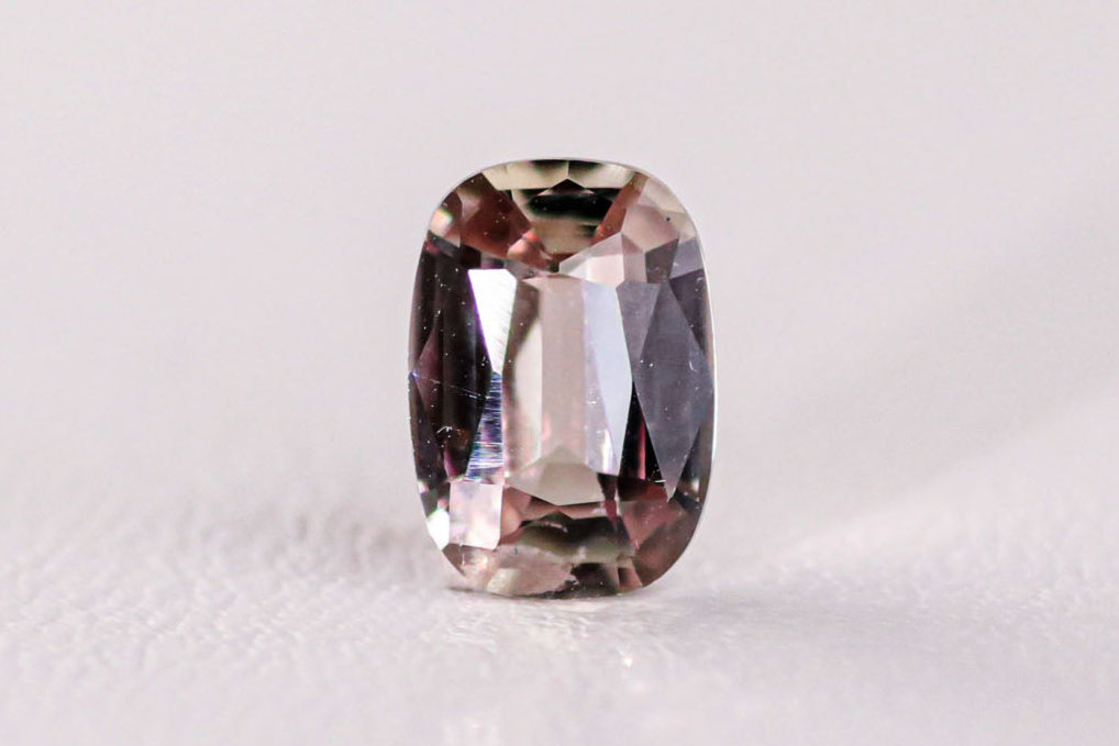 天然ダイアスポア 1.220ct