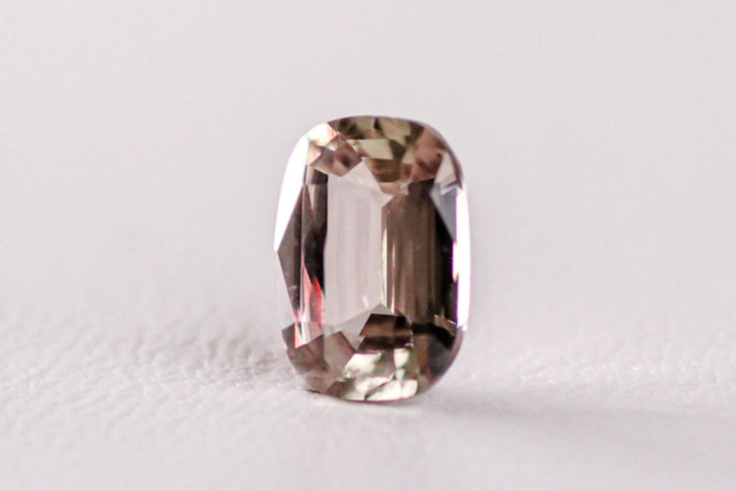 天然ダイアスポア 1.220ct
