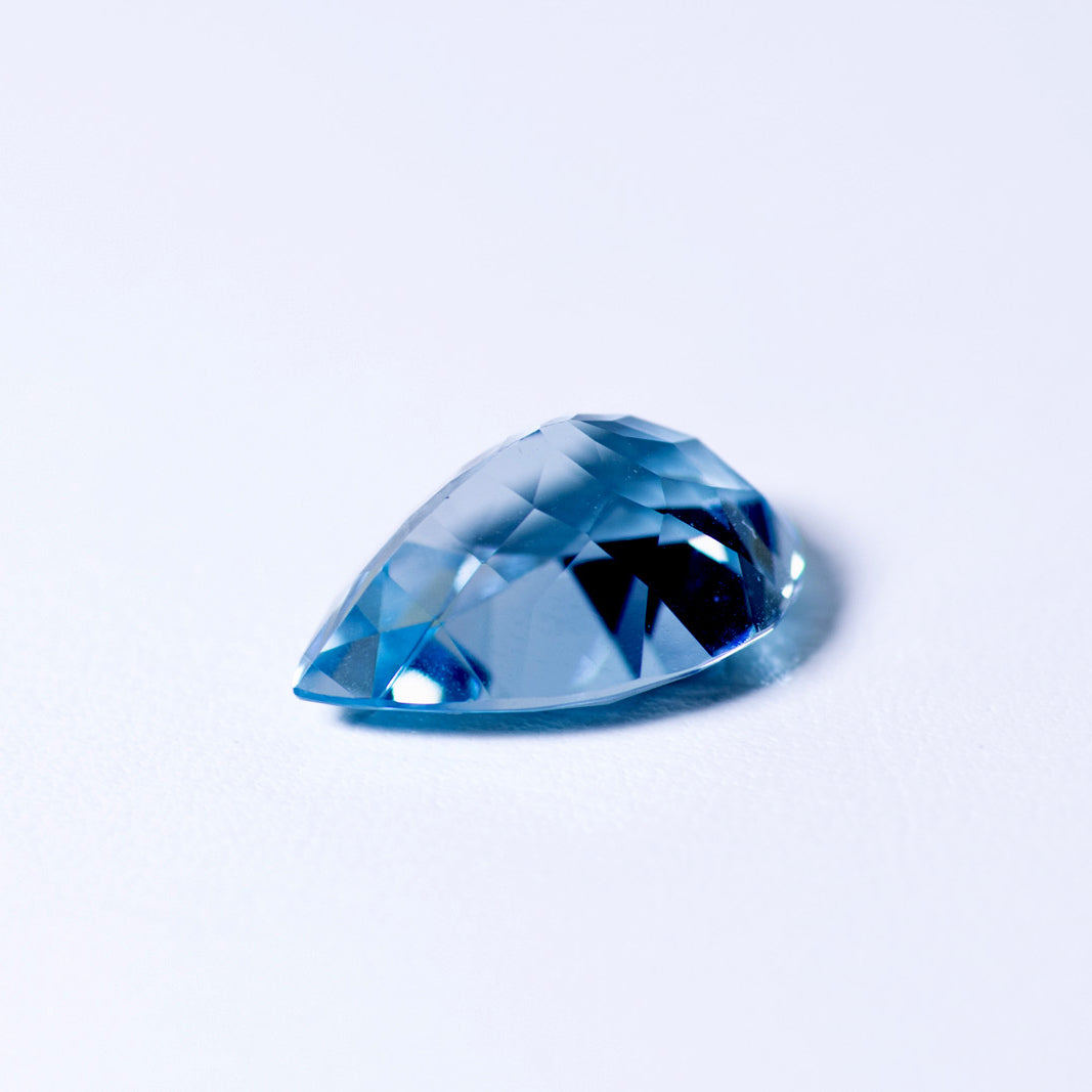 天然ブルートパーズ 10.998ct