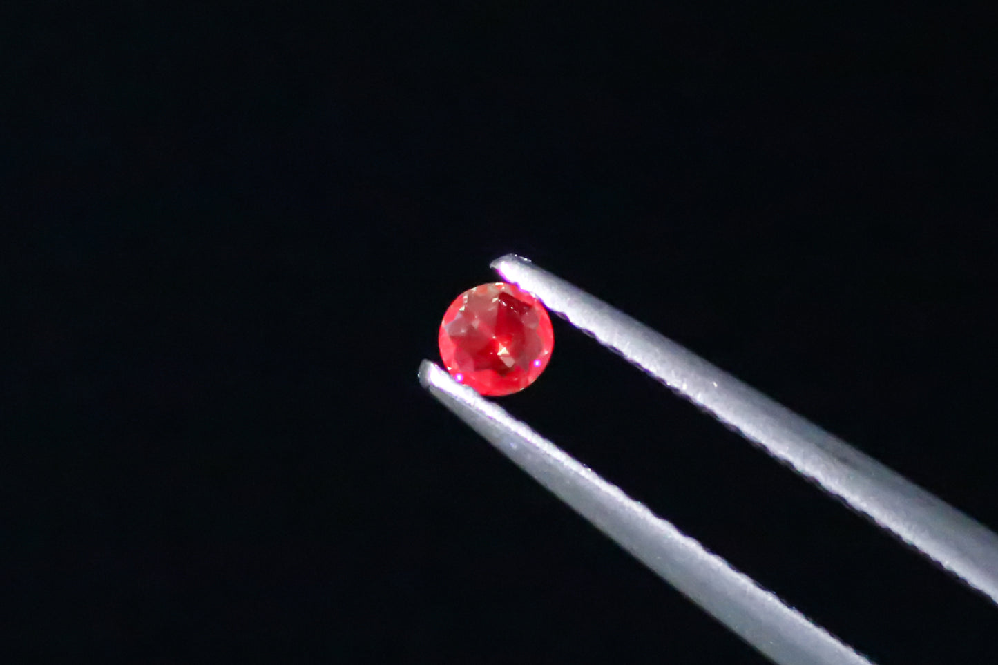 天然アレキサンドライト 希少なローズカット 0.145ct