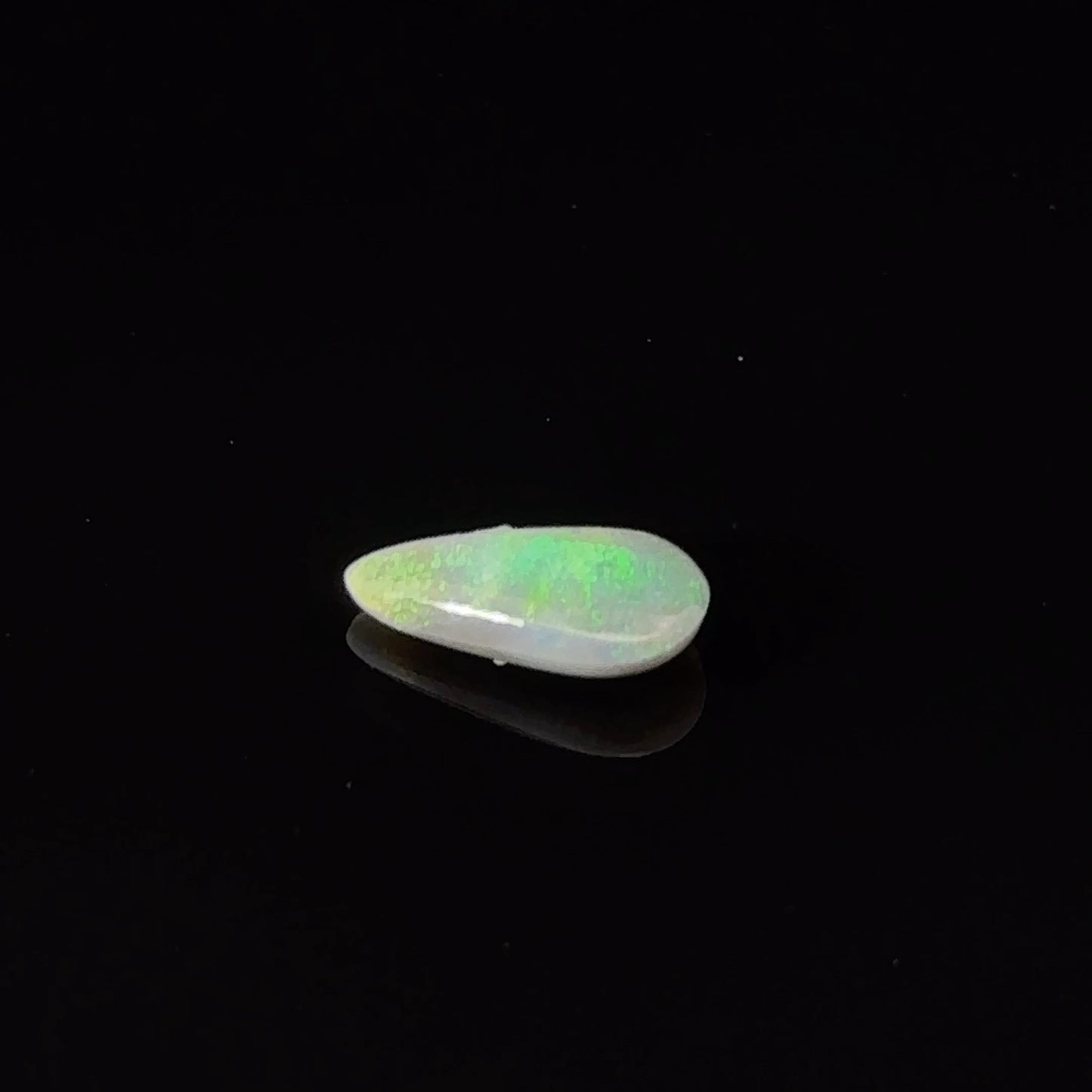 天然ブラックオパール 0.72ct
