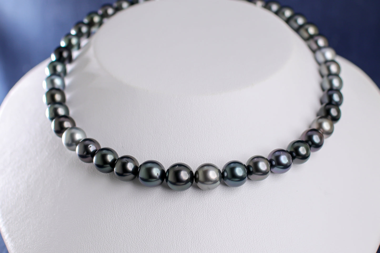 タヒチパール(黒蝶真珠)ネックレス 8.1-10.6mm