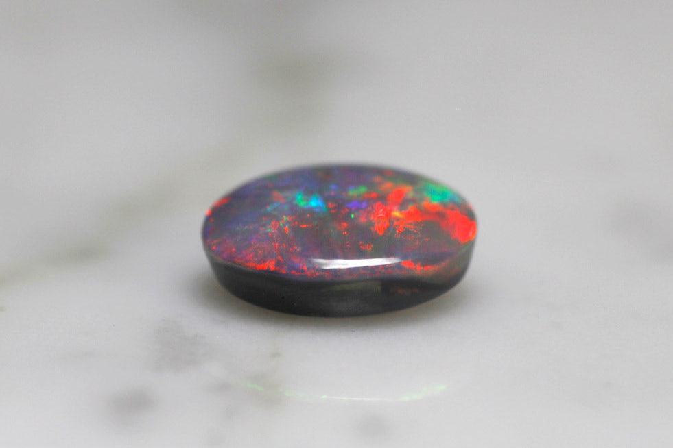 天然ブラックオパール 2.11ct [オーストラリア産ライトニングリッジ ]