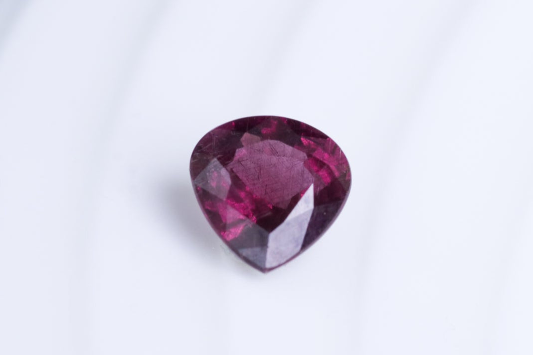 天然ガーネット 1.716ct