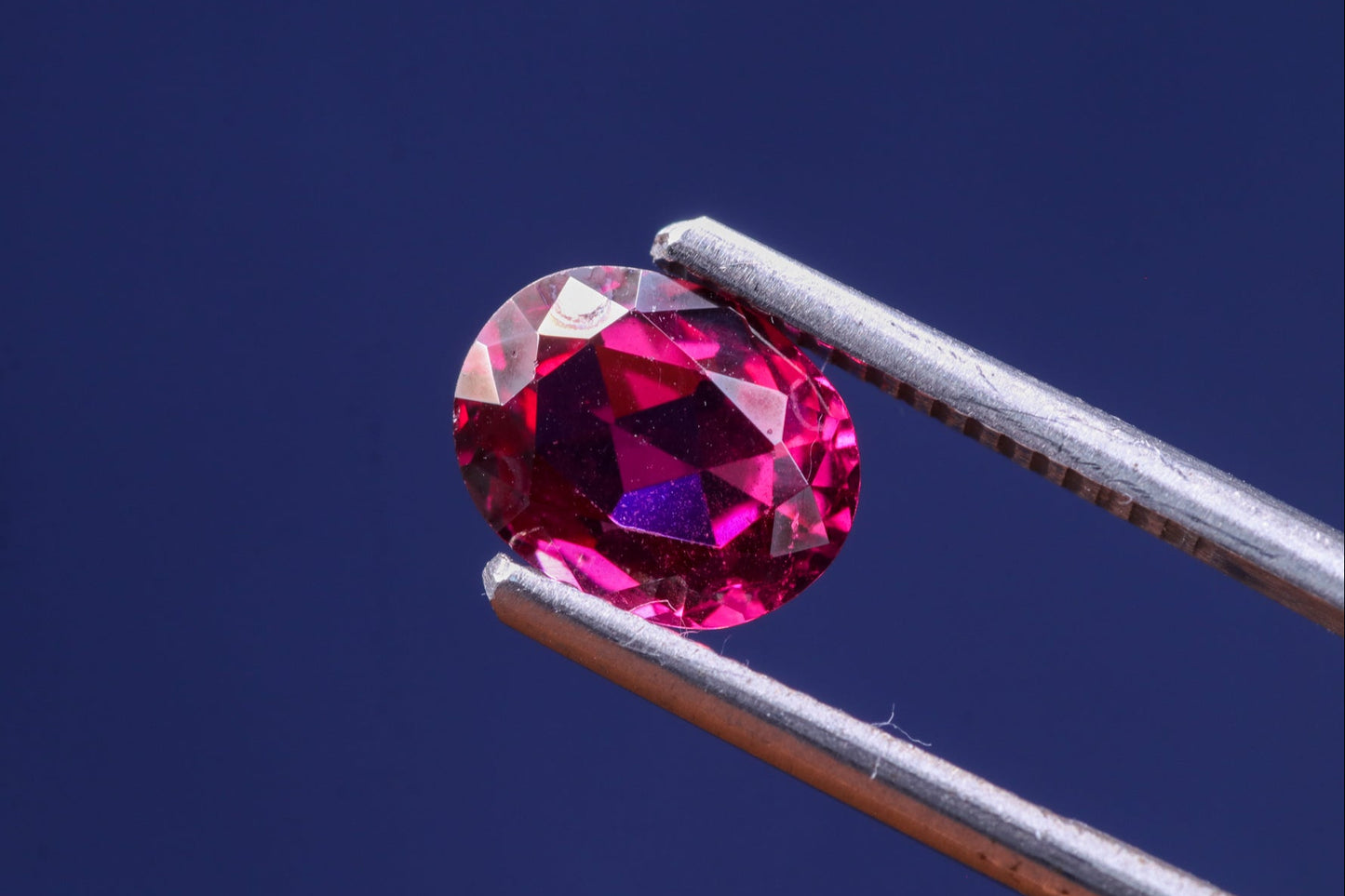 天然ロードライトガーネット 2.590ct