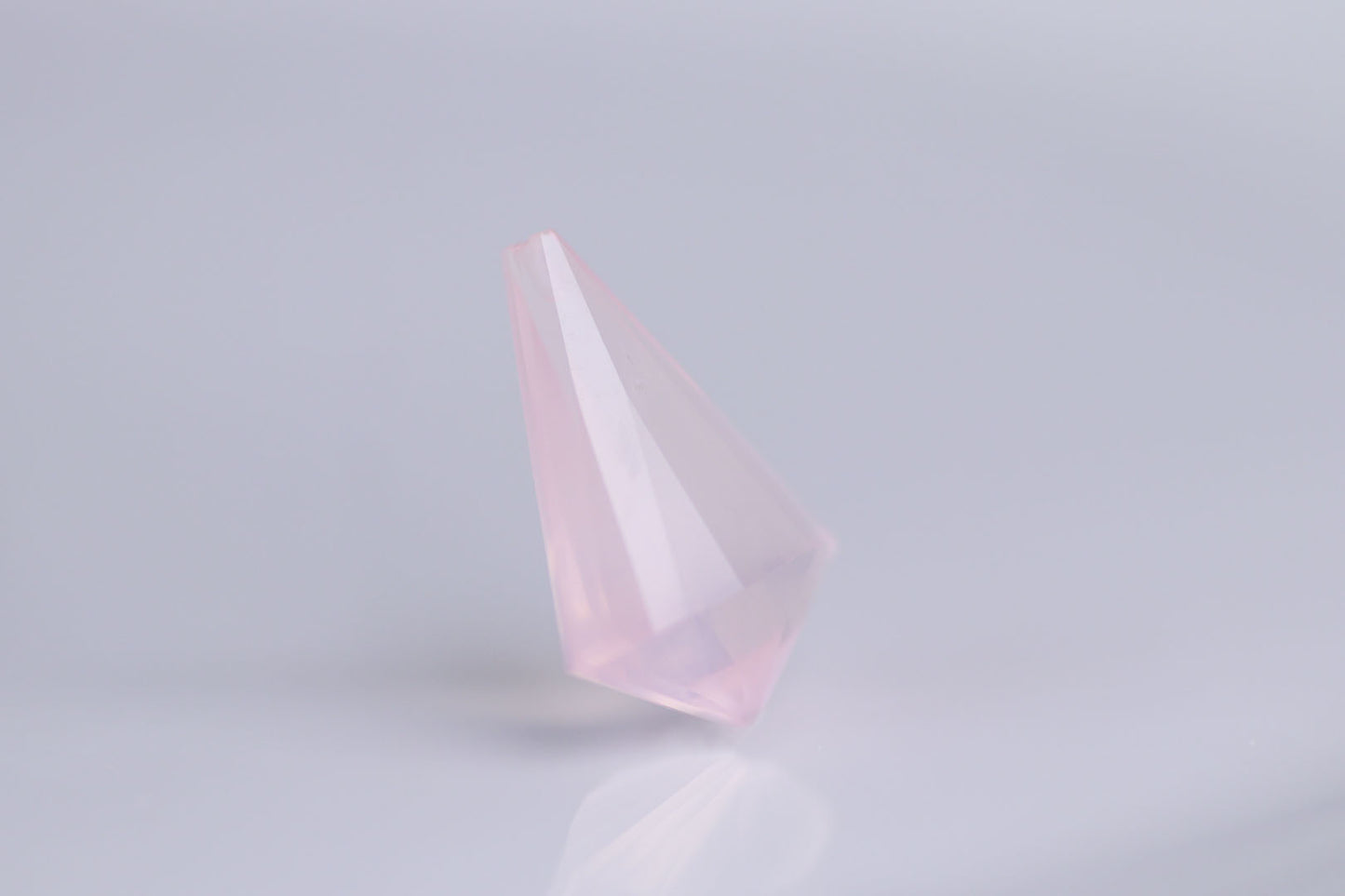 天然ローズクォーツ 6.070ct