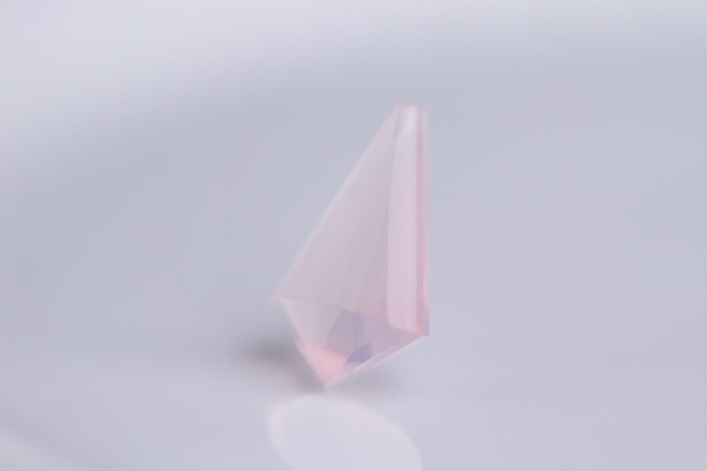 天然ローズクォーツ 6.070ct