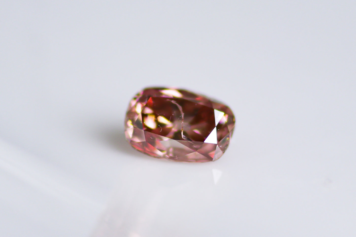 天然ファンシーディープブラウニッシュピンク ダイヤモンド 0.244ct