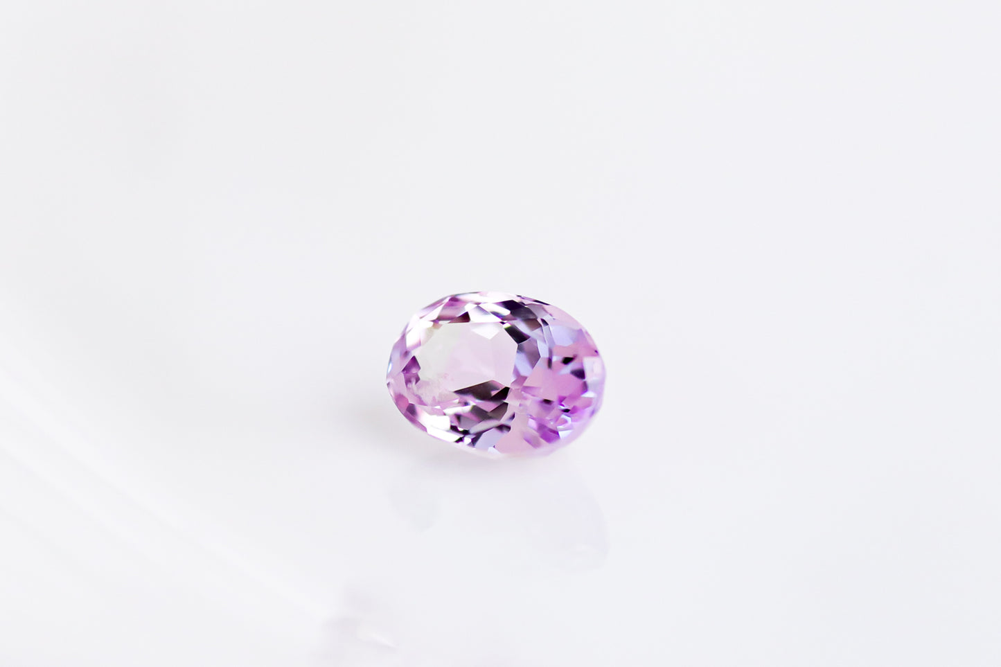 天然ピンクゾイサイト 0.949ct [タンザニア産]