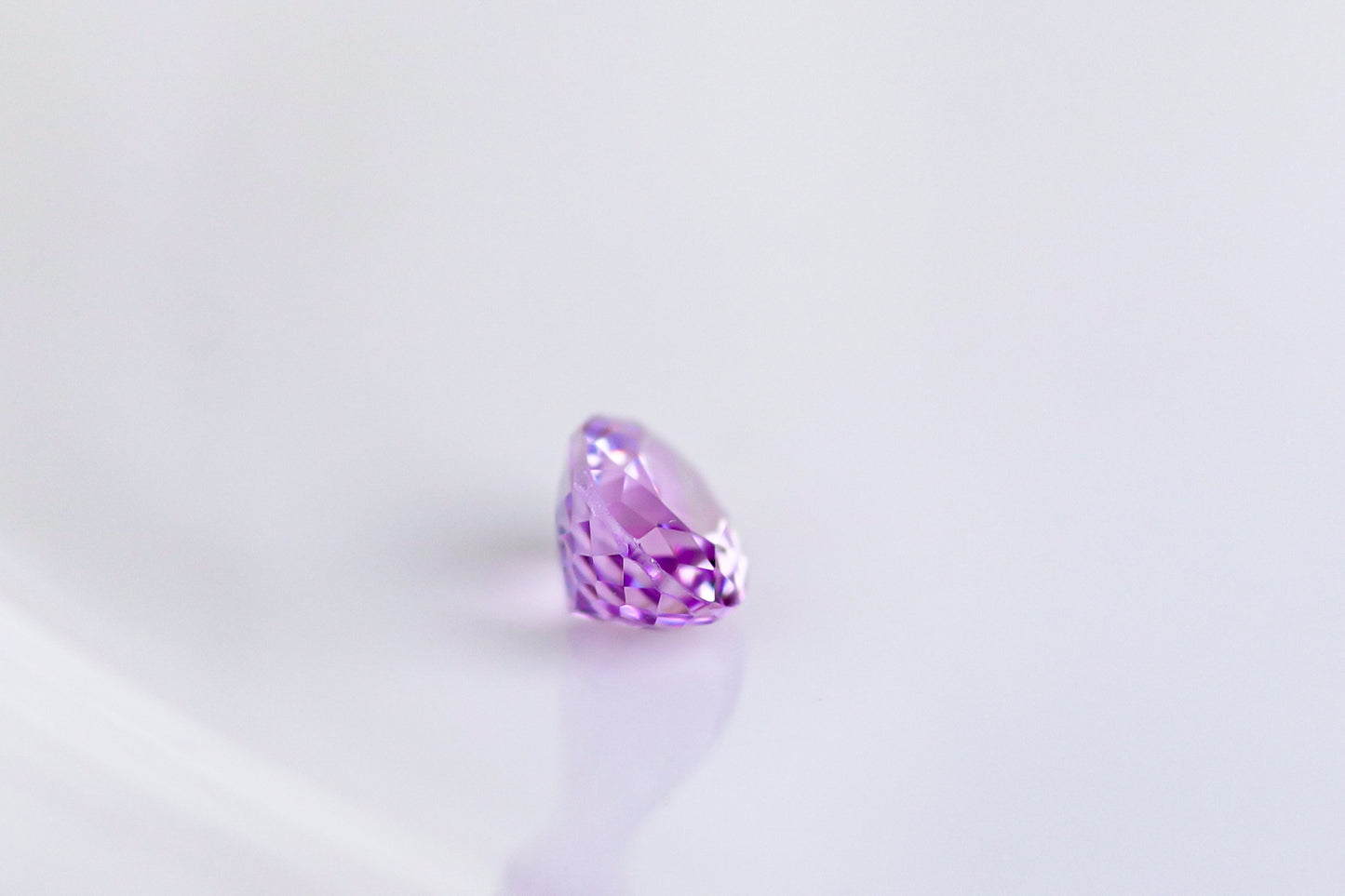 天然ピンクゾイサイト 0.949ct [タンザニア産]