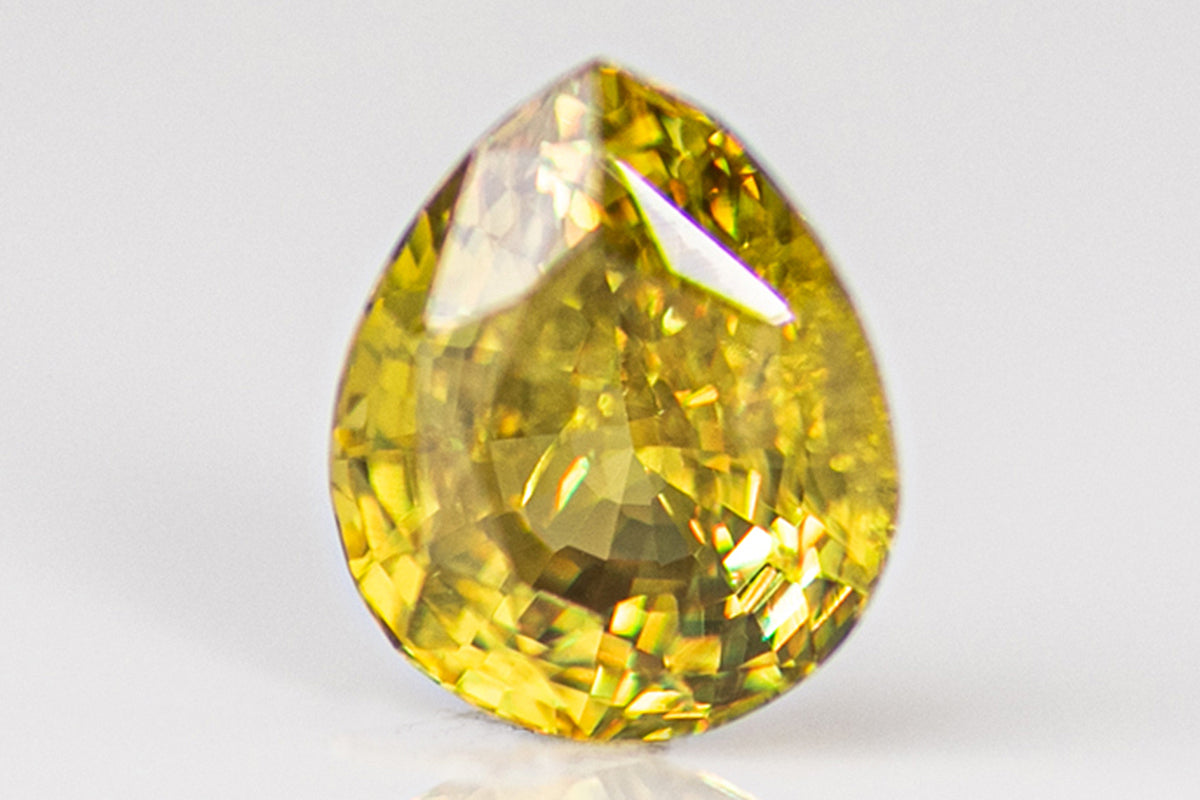 天然スフェーン 2.253ct