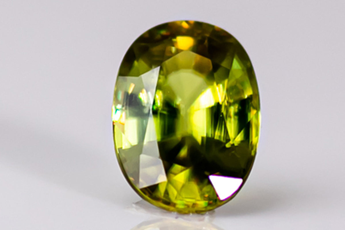 天然スフェーン 2.363ct