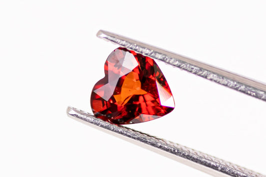 天然スぺサルティンガーネット ハート 1.210ct　