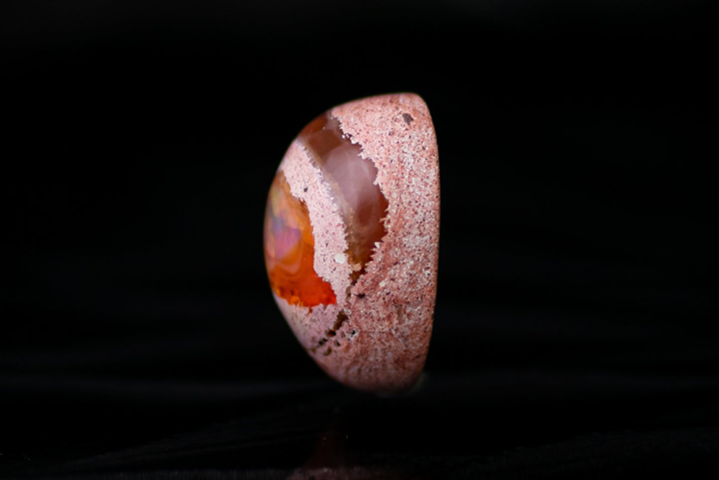 天然母岩メキシコオパール 7.62ct