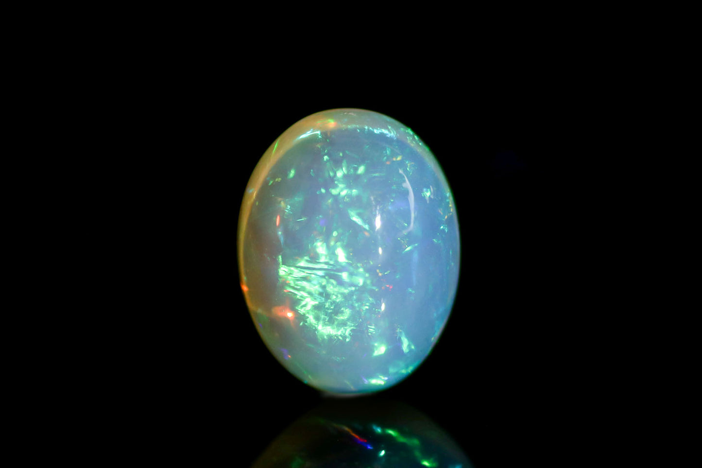 天然エチオピアオパール 10.260ct