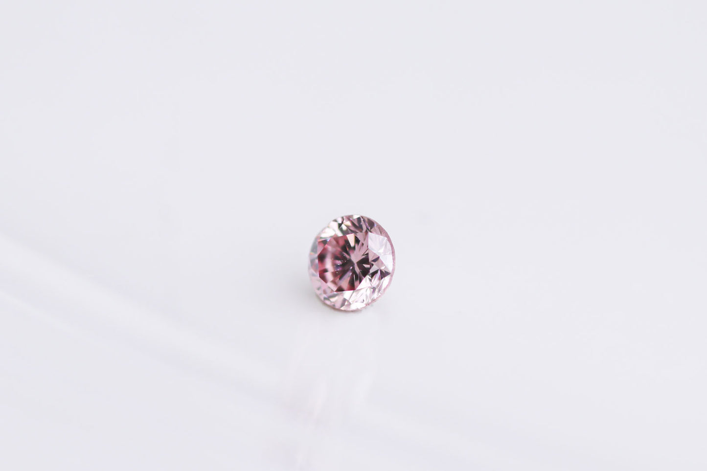 天然ファンシーインテンスピンクダイヤモンド 0.139ct