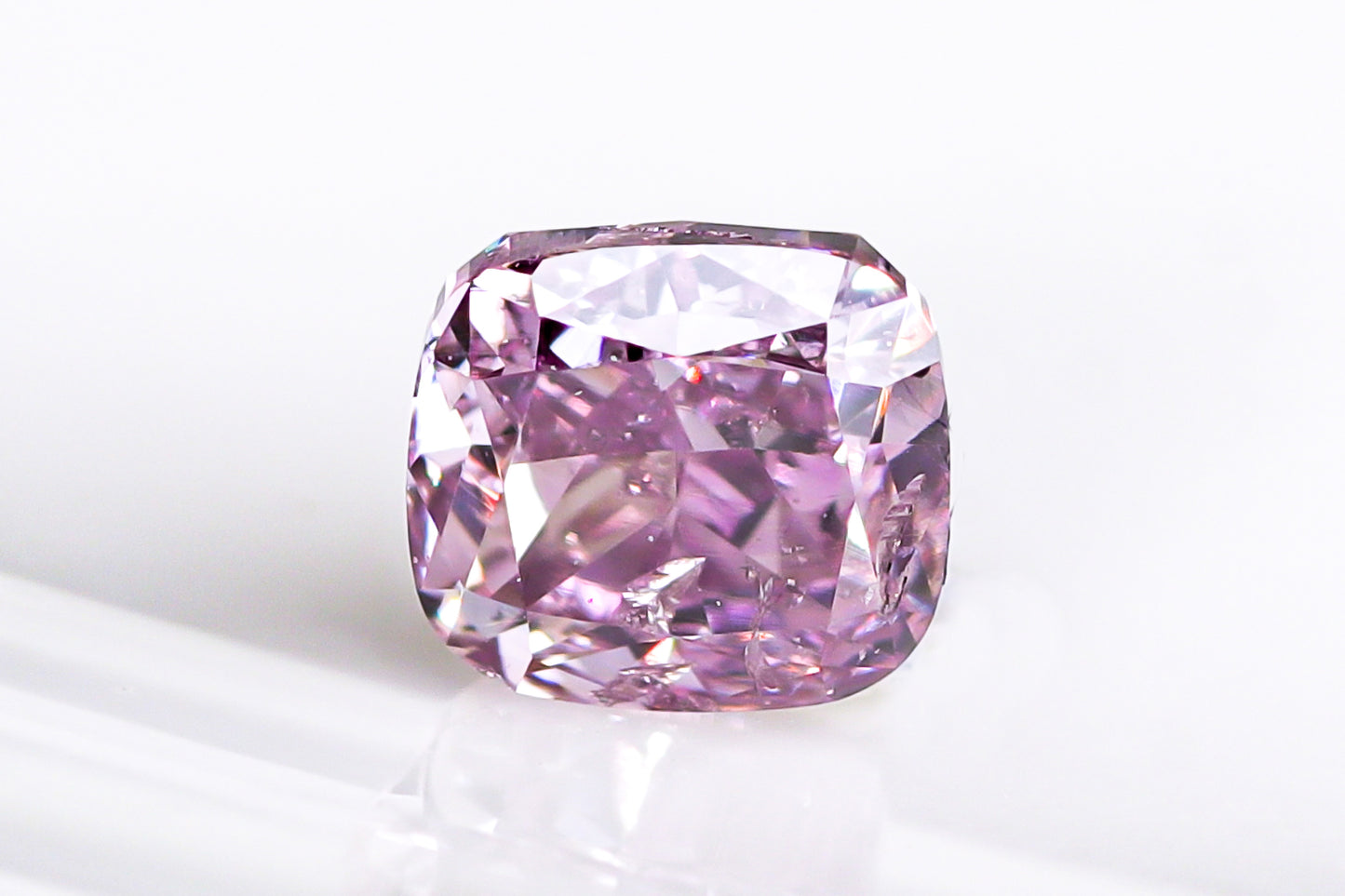 天然ファンシーディープパープルピンクダイヤモンド 0.211ct