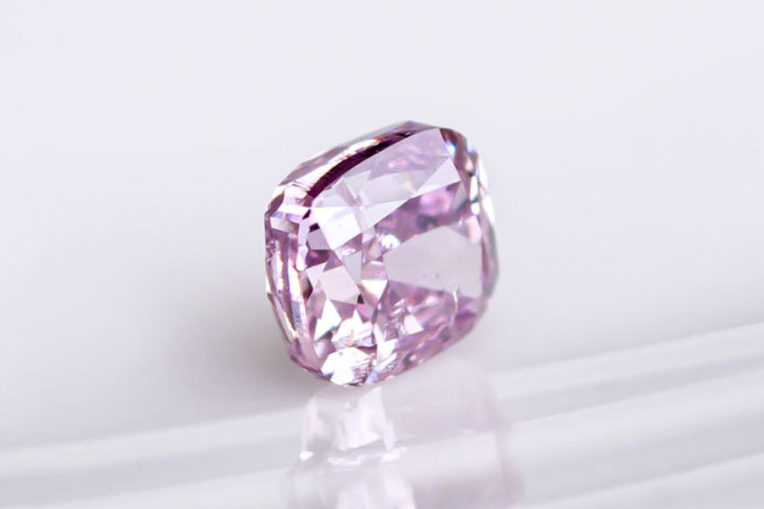 天然ファンシーディープパープルピンクダイヤモンド 0.211ct
