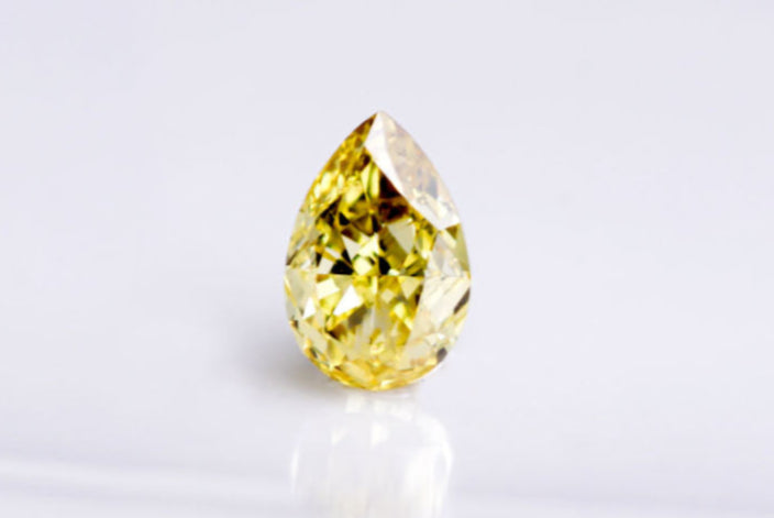 天然ファンシーダイヤモンド 5ピースマルチカラーロット  0.559ct