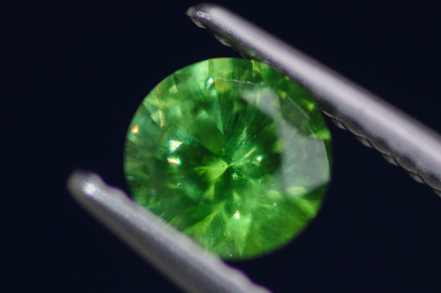 天然デマントイドガーネット 0.778ct［ウラル産］
