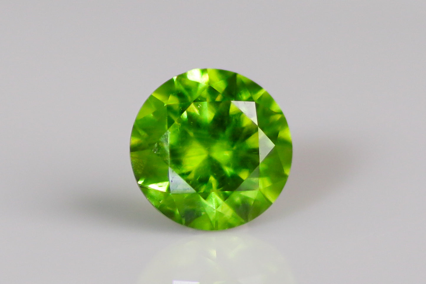 天然デマントイドガーネット 0.622ct［ウラル産］