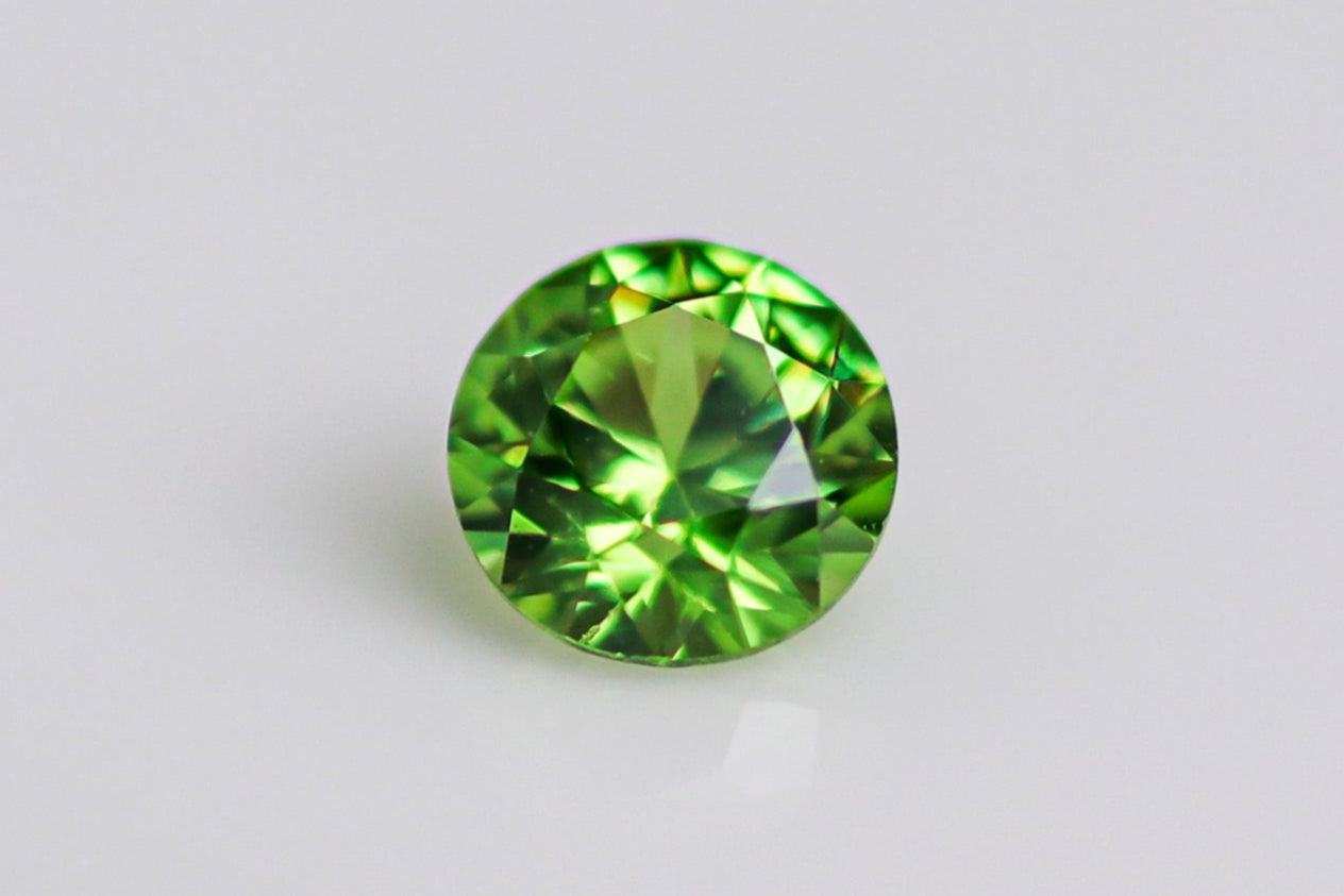 天然デマントイドガーネット 0.280ct［ウラル産］