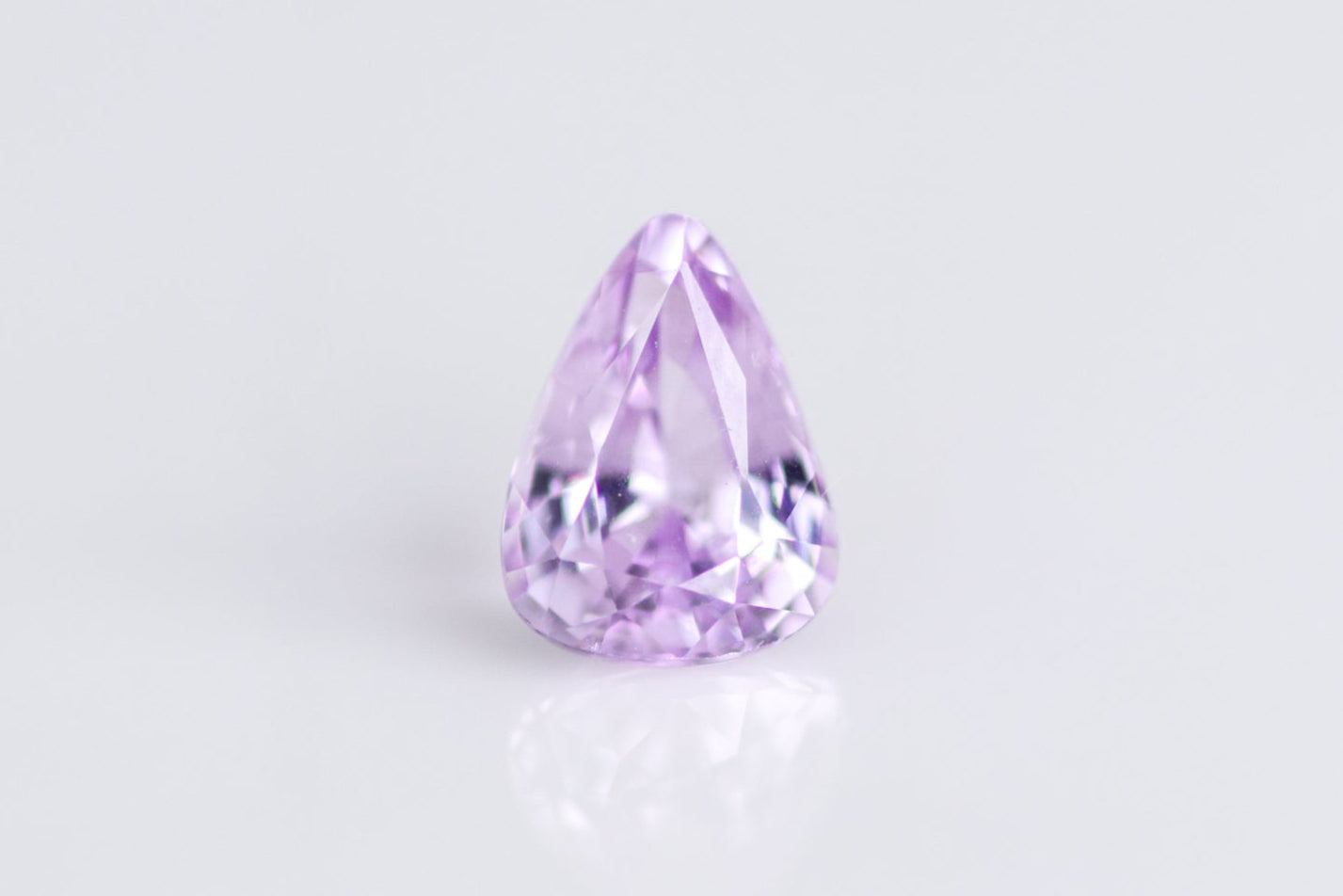 天然パ―プルスピネル 0.896ct [非加熱]
