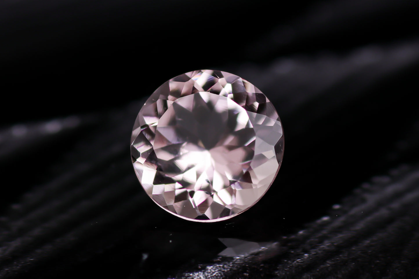 天然モルガナイト 0.360ct