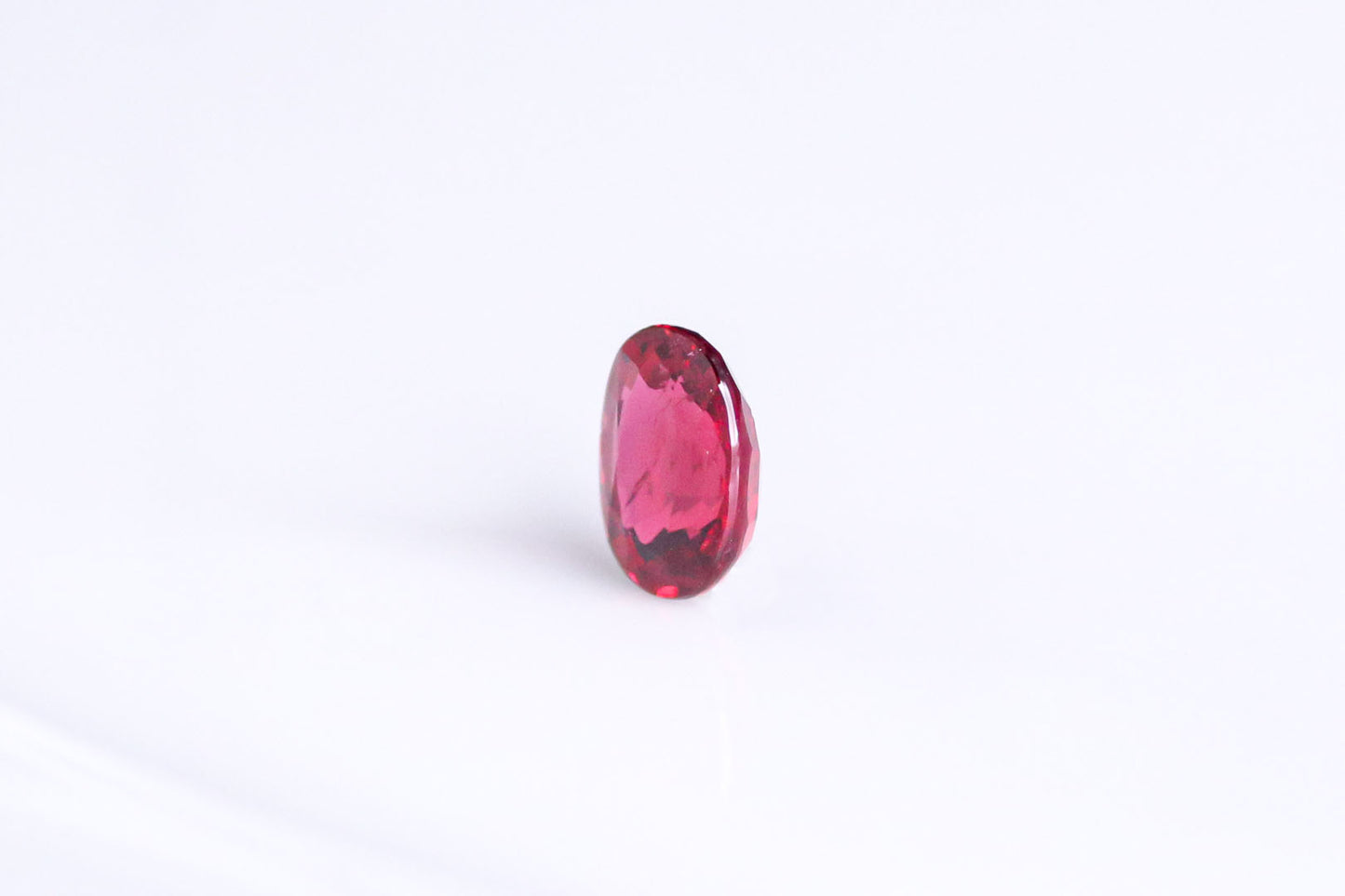 天然ルビー 1.060ct［モザンビーク産/非加熱］
